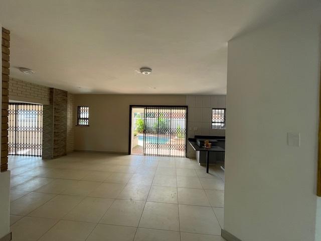 4 Bedroom Property for Sale in Sunningdale KwaZulu-Natal
