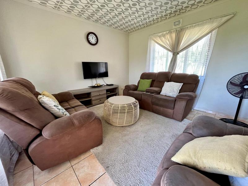 5 Bedroom Property for Sale in Margate KwaZulu-Natal