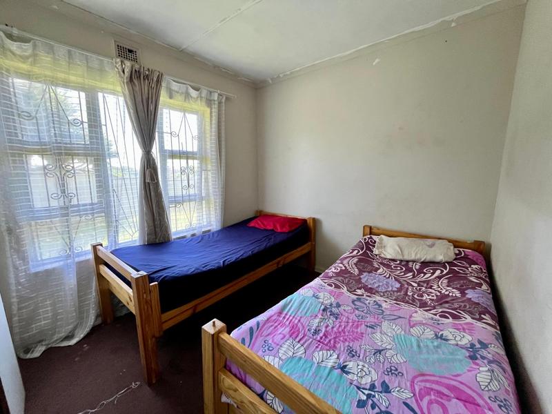 5 Bedroom Property for Sale in Margate KwaZulu-Natal