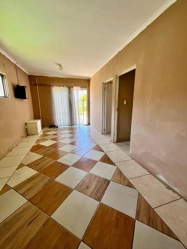 5 Bedroom Property for Sale in Margate KwaZulu-Natal