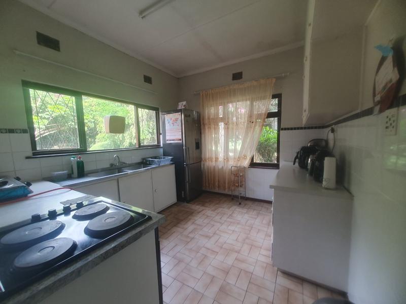 4 Bedroom Property for Sale in Anerley KwaZulu-Natal