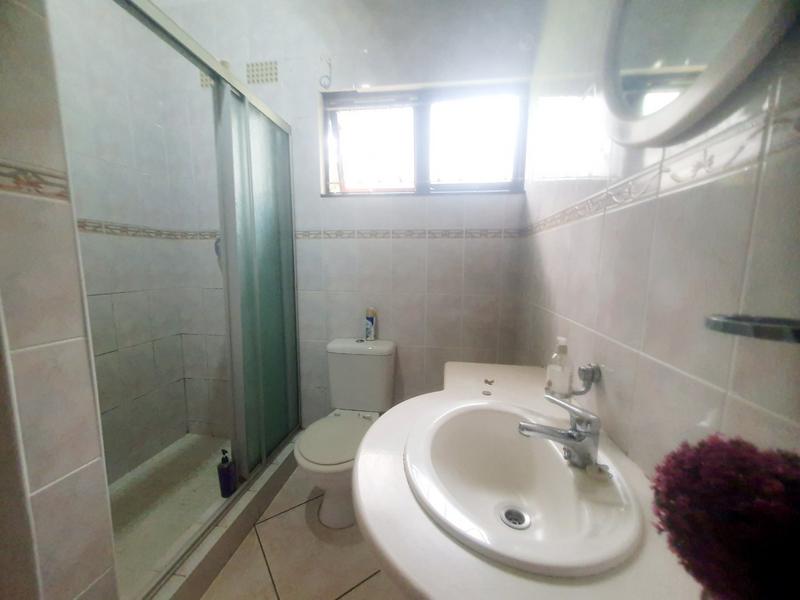 4 Bedroom Property for Sale in Anerley KwaZulu-Natal