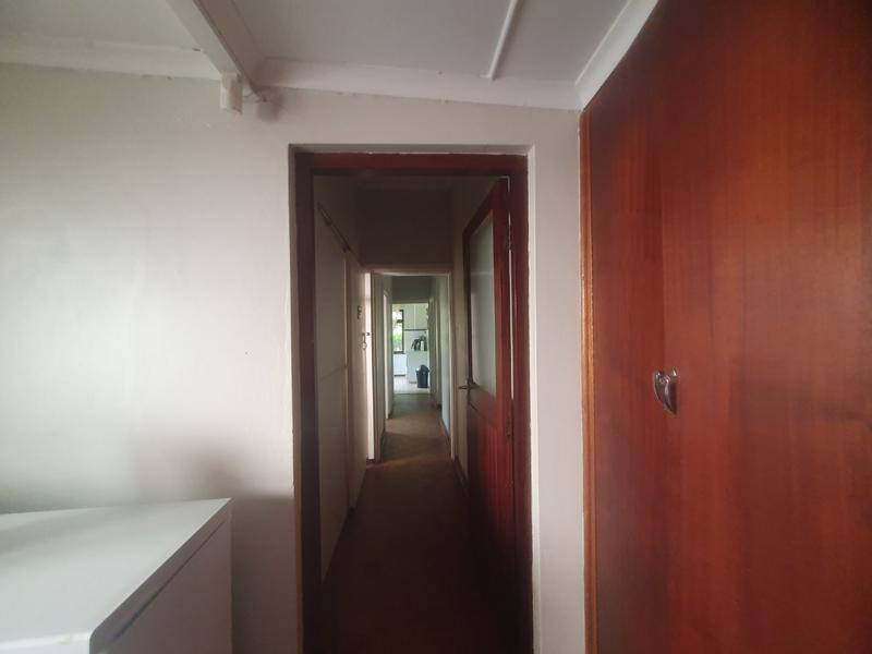 4 Bedroom Property for Sale in Anerley KwaZulu-Natal
