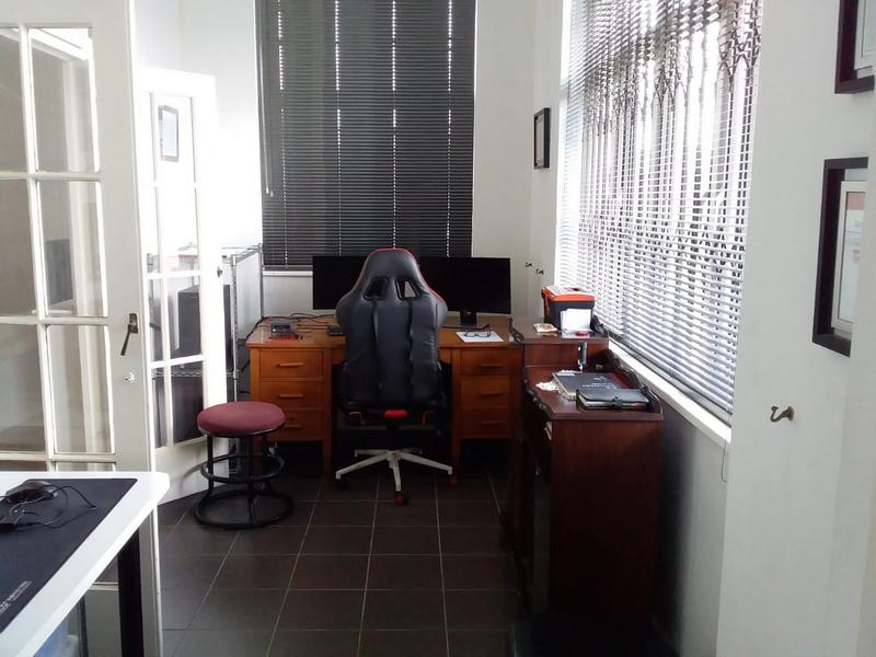 2 Bedroom Property for Sale in Glenwood KwaZulu-Natal
