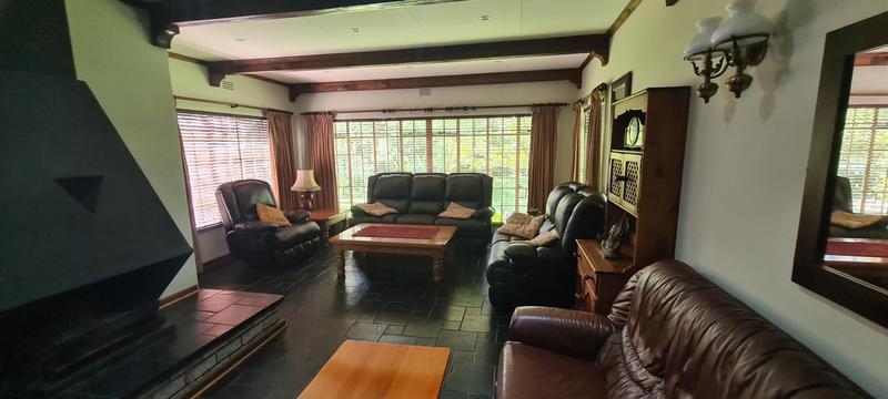 5 Bedroom Property for Sale in Dundee KwaZulu-Natal