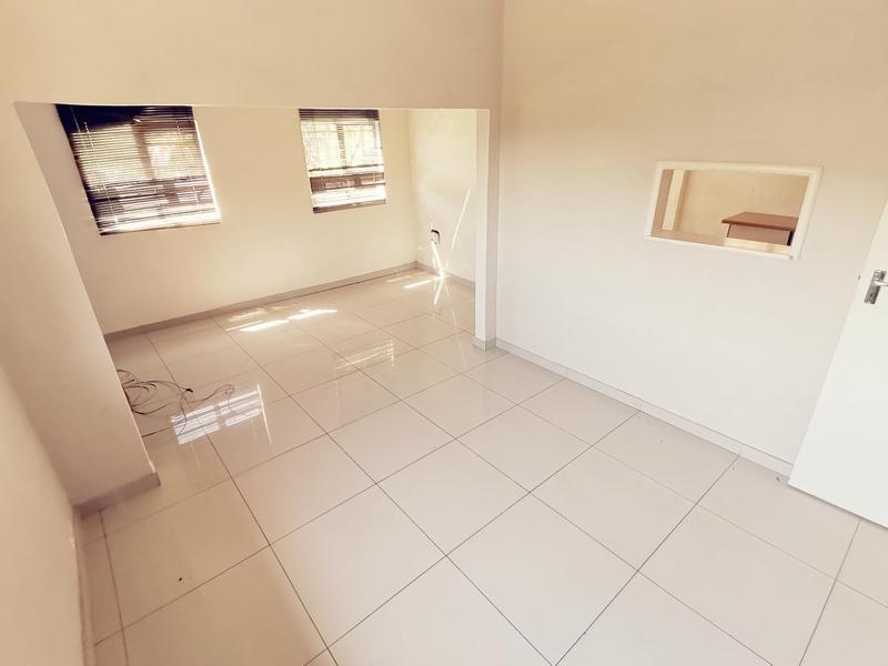 2 Bedroom Property for Sale in Reservoir Hills KwaZulu-Natal