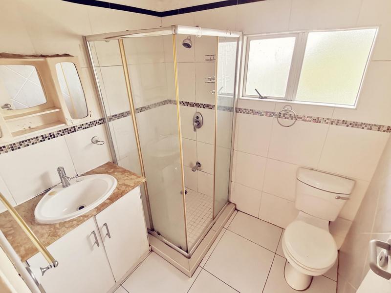 2 Bedroom Property for Sale in Reservoir Hills KwaZulu-Natal