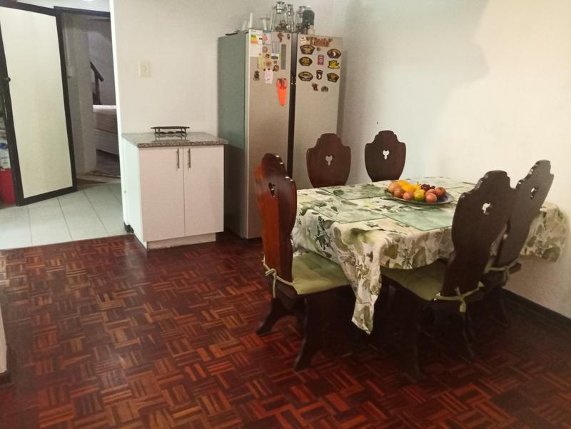 6 Bedroom Property for Sale in Morningside KwaZulu-Natal