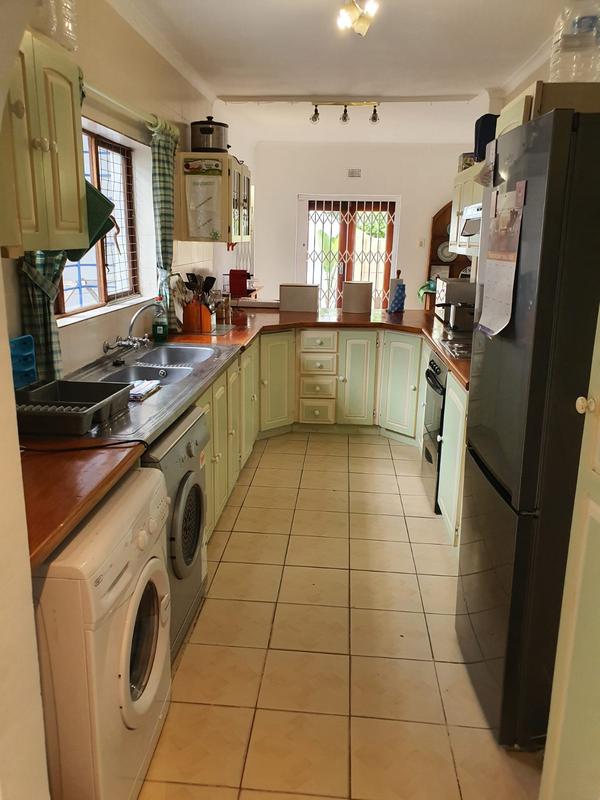 5 Bedroom Property for Sale in Port Edward KwaZulu-Natal