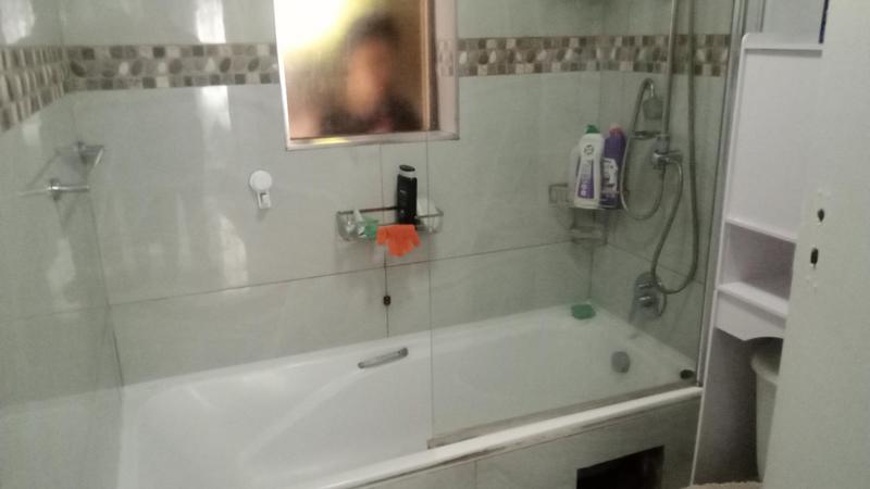 2 Bedroom Property for Sale in Montclair KwaZulu-Natal