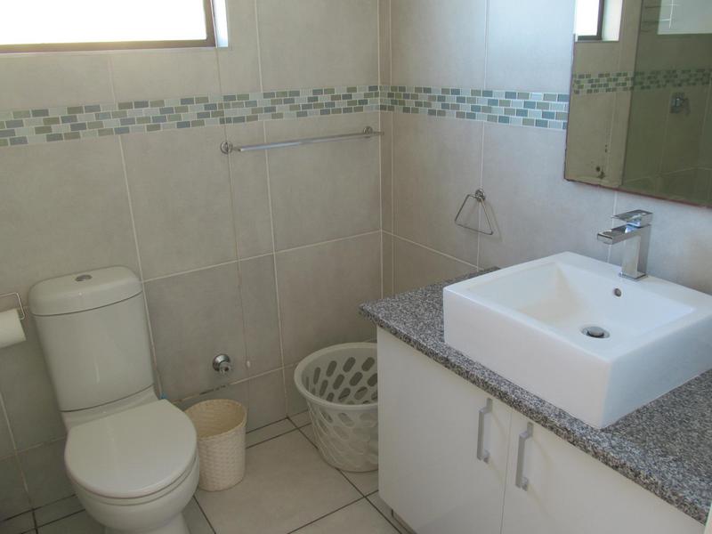 3 Bedroom Property for Sale in Uvongo KwaZulu-Natal