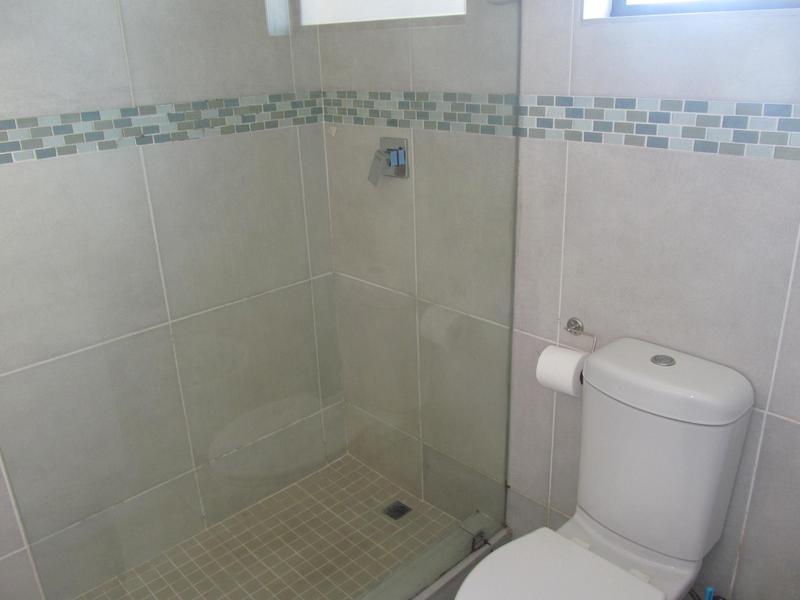 3 Bedroom Property for Sale in Uvongo KwaZulu-Natal