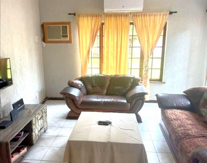 5 Bedroom Property for Sale in Meer En See KwaZulu-Natal