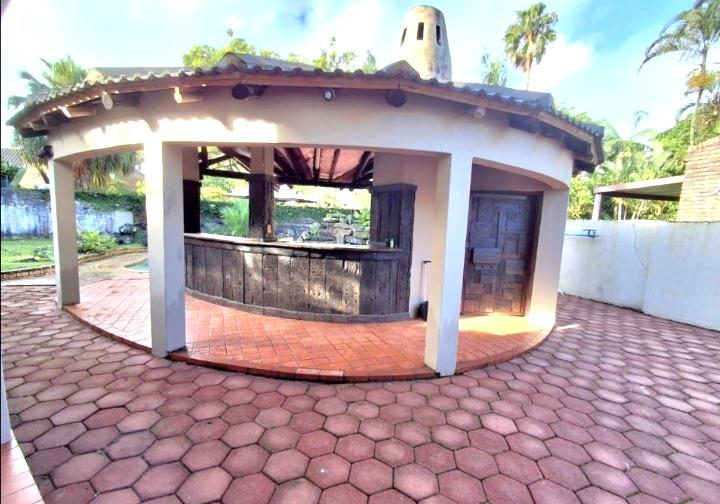 5 Bedroom Property for Sale in Meer En See KwaZulu-Natal