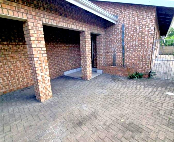 3 Bedroom Property for Sale in Veld En Vlei KwaZulu-Natal