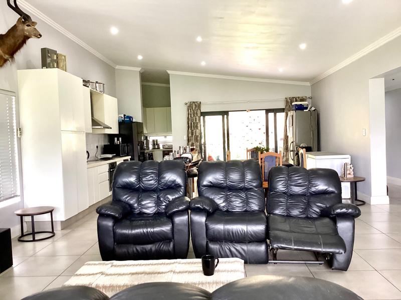4 Bedroom Property for Sale in Palm Lakes Estate KwaZulu-Natal