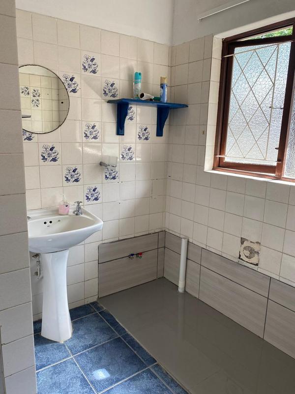 5 Bedroom Property for Sale in Margate KwaZulu-Natal