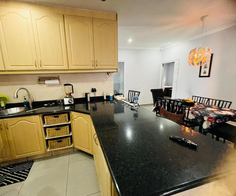 4 Bedroom Property for Sale in Westville North KwaZulu-Natal