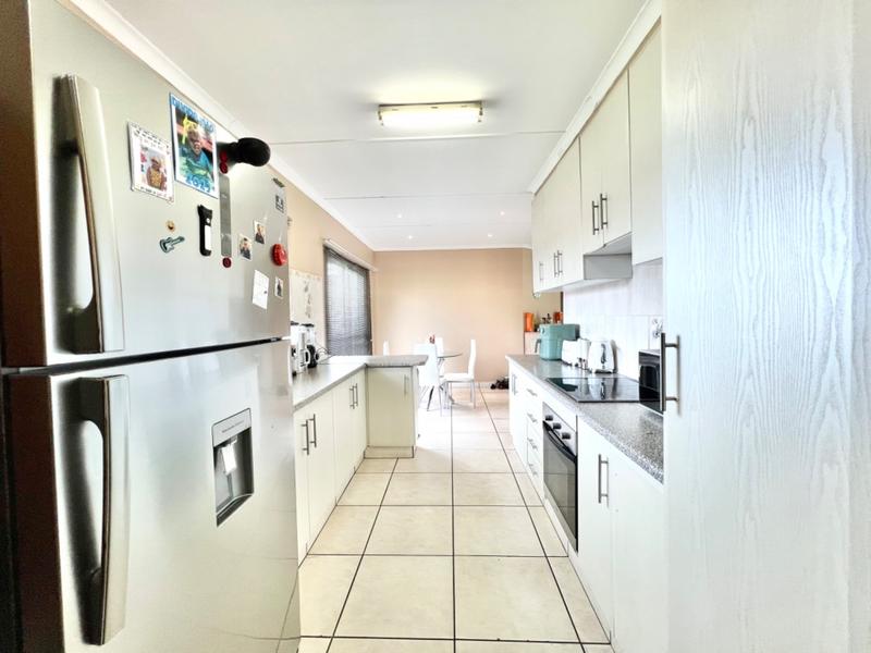 3 Bedroom Property for Sale in Lincoln Meade KwaZulu-Natal