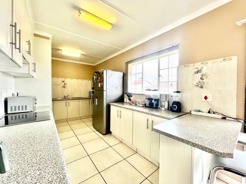3 Bedroom Property for Sale in Lincoln Meade KwaZulu-Natal
