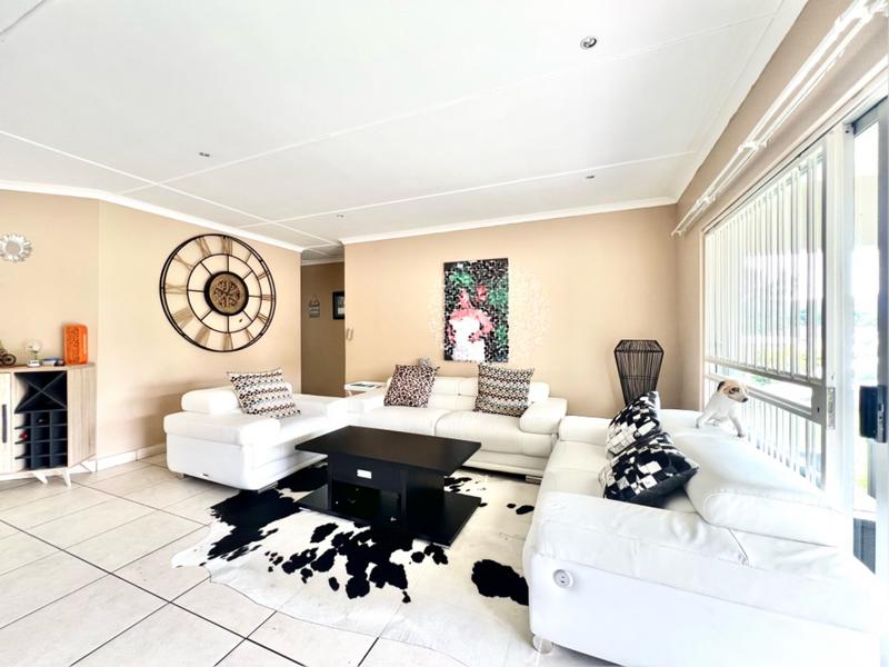 3 Bedroom Property for Sale in Lincoln Meade KwaZulu-Natal