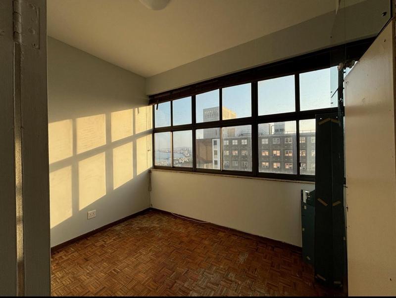 To Let 3 Bedroom Property for Rent in Durban Habour KwaZulu-Natal