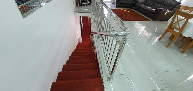 5 Bedroom Property for Sale in Everest Heights KwaZulu-Natal