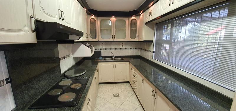 5 Bedroom Property for Sale in Everest Heights KwaZulu-Natal