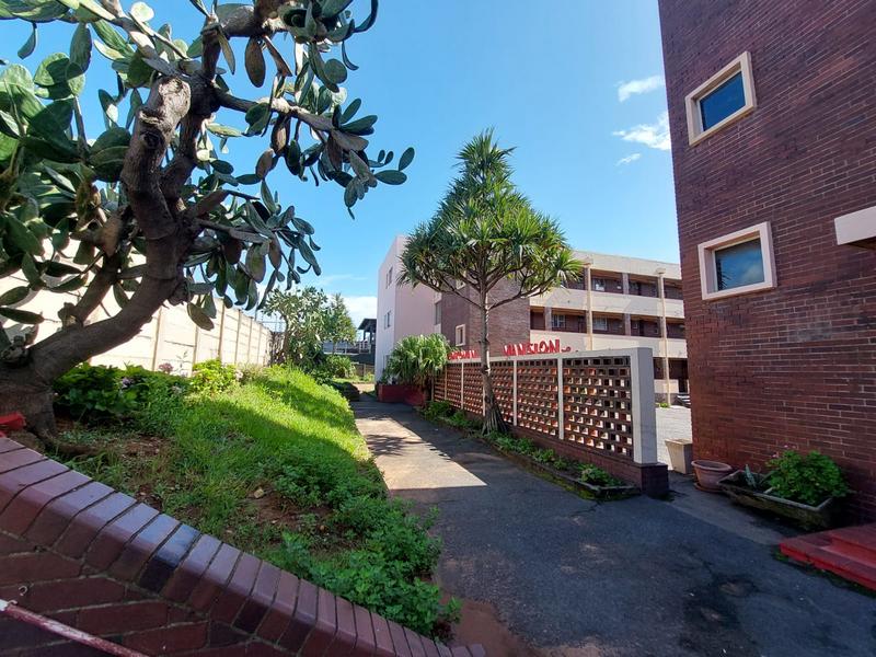 To Let 2 Bedroom Property for Rent in Umkomaas KwaZulu-Natal