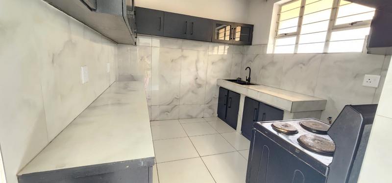 2 Bedroom Property for Sale in Umkomaas KwaZulu-Natal
