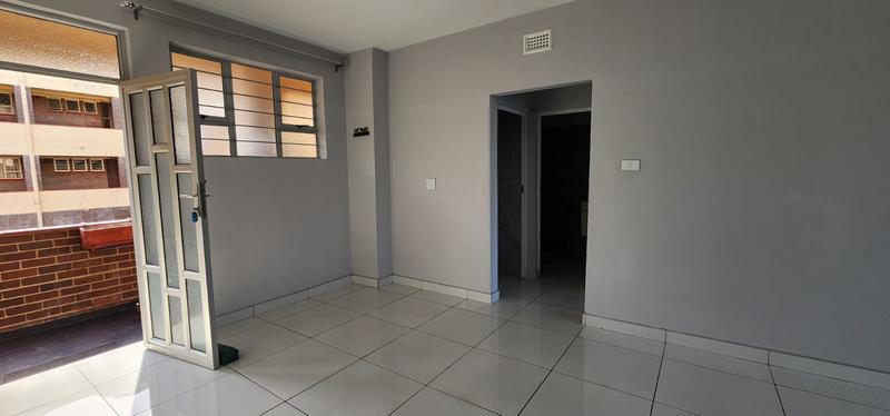 2 Bedroom Property for Sale in Umkomaas KwaZulu-Natal