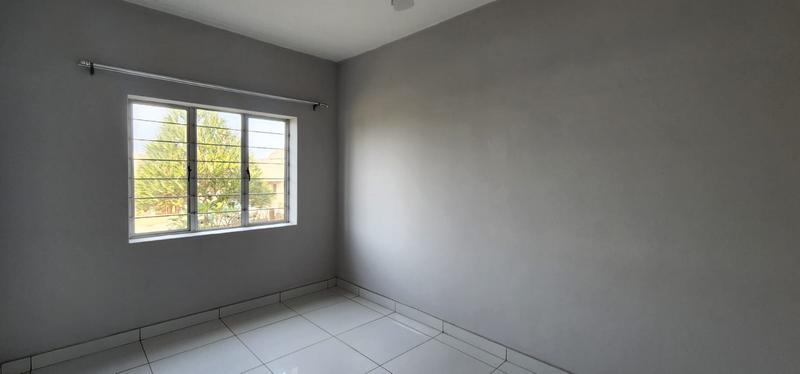 2 Bedroom Property for Sale in Umkomaas KwaZulu-Natal