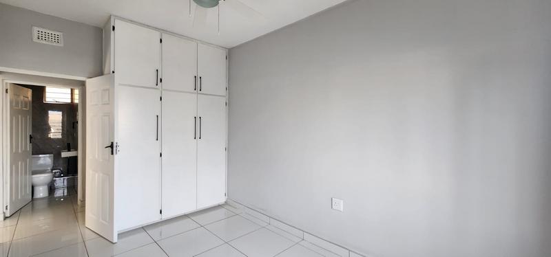 2 Bedroom Property for Sale in Umkomaas KwaZulu-Natal