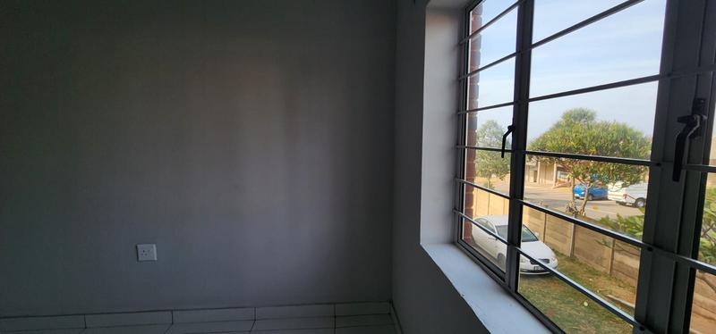 2 Bedroom Property for Sale in Umkomaas KwaZulu-Natal