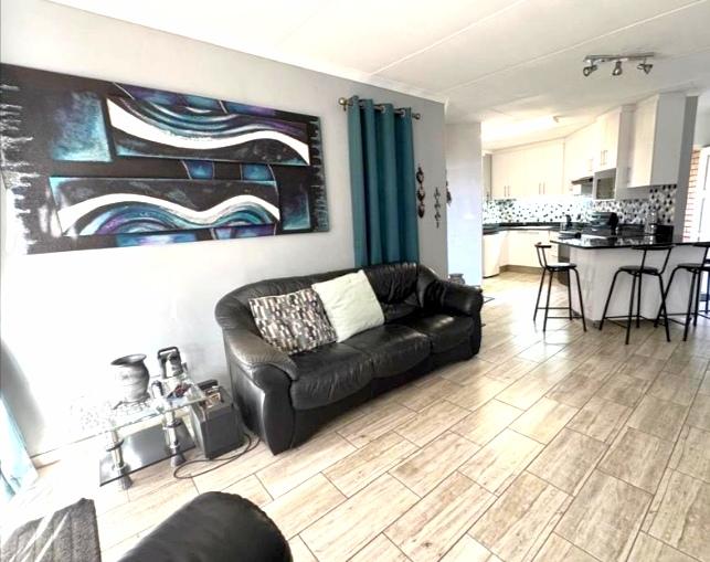 3 Bedroom Property for Sale in Birdswood KwaZulu-Natal