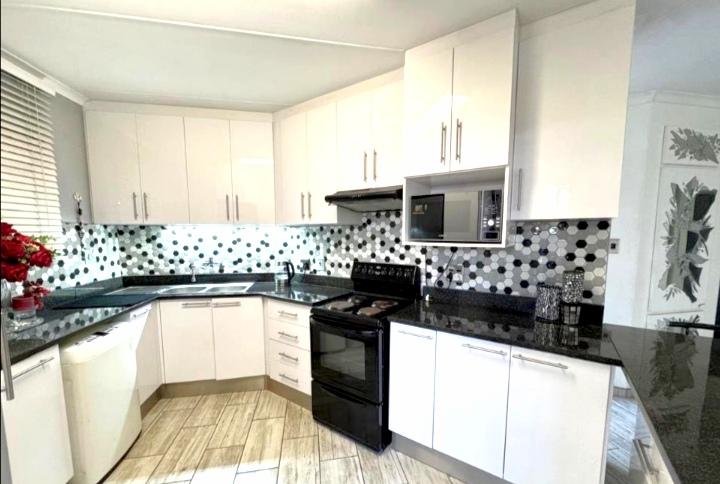 3 Bedroom Property for Sale in Birdswood KwaZulu-Natal
