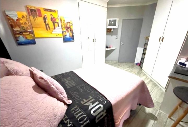 3 Bedroom Property for Sale in Birdswood KwaZulu-Natal