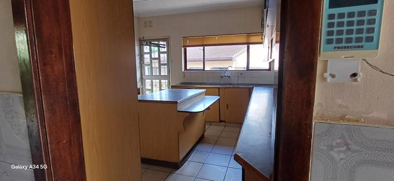 To Let 3 Bedroom Property for Rent in Kharwastan KwaZulu-Natal