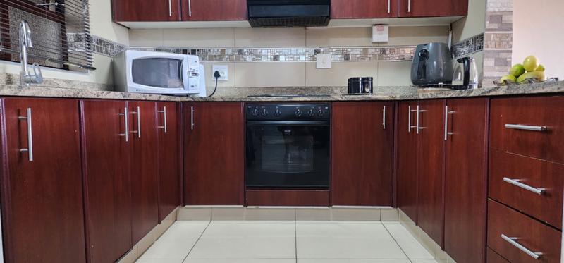 2 Bedroom Property for Sale in Amanzimtoti KwaZulu-Natal