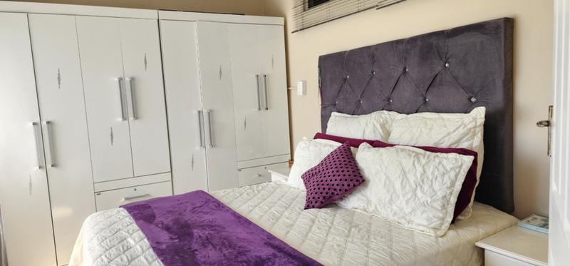 2 Bedroom Property for Sale in Amanzimtoti KwaZulu-Natal