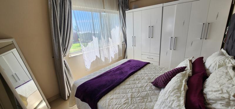 2 Bedroom Property for Sale in Amanzimtoti KwaZulu-Natal