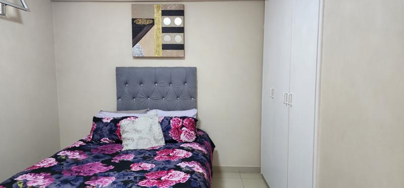 2 Bedroom Property for Sale in Amanzimtoti KwaZulu-Natal