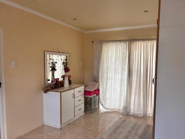 1 Bedroom Property for Sale in Overport KwaZulu-Natal