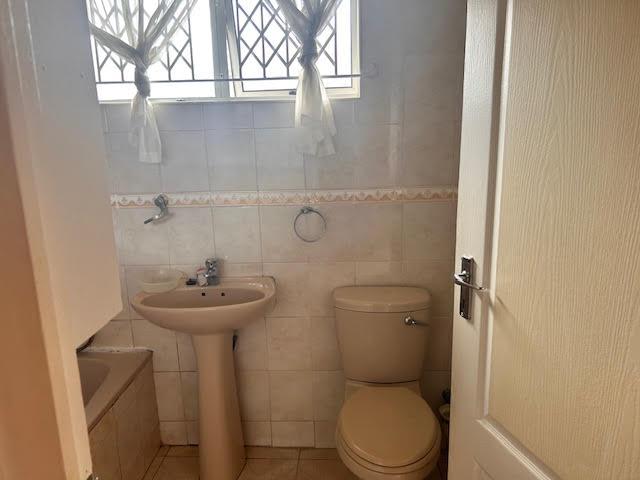 1 Bedroom Property for Sale in Overport KwaZulu-Natal