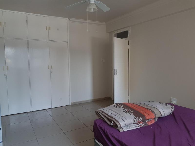 1 Bedroom Property for Sale in Esplanade KwaZulu-Natal