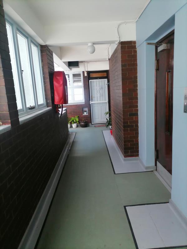 2 Bedroom Property for Sale in Durban Central KwaZulu-Natal