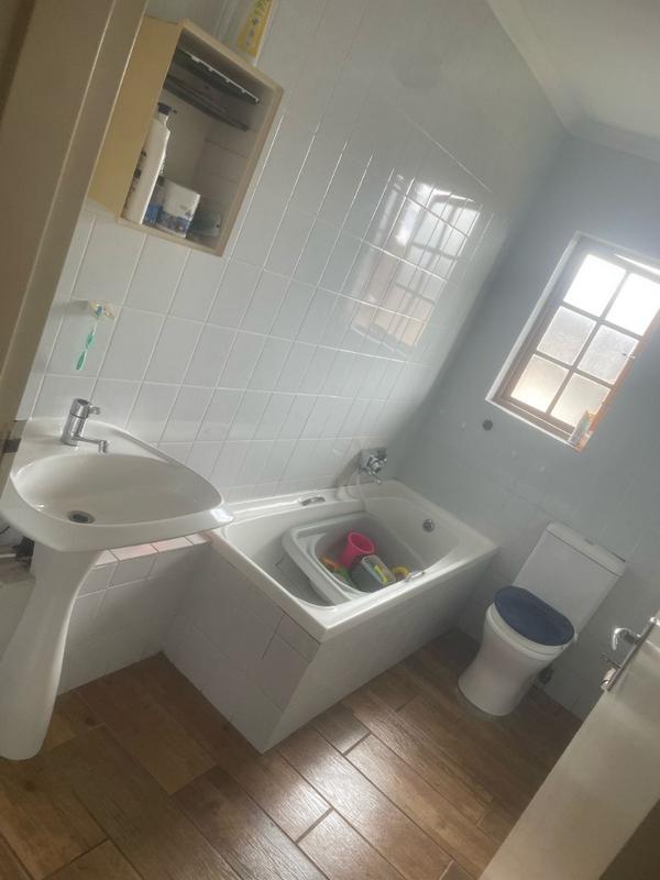 To Let 3 Bedroom Property for Rent in Pinetown KwaZulu-Natal