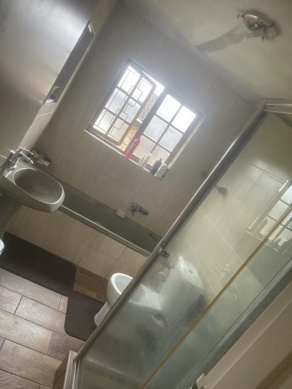 To Let 3 Bedroom Property for Rent in Pinetown KwaZulu-Natal