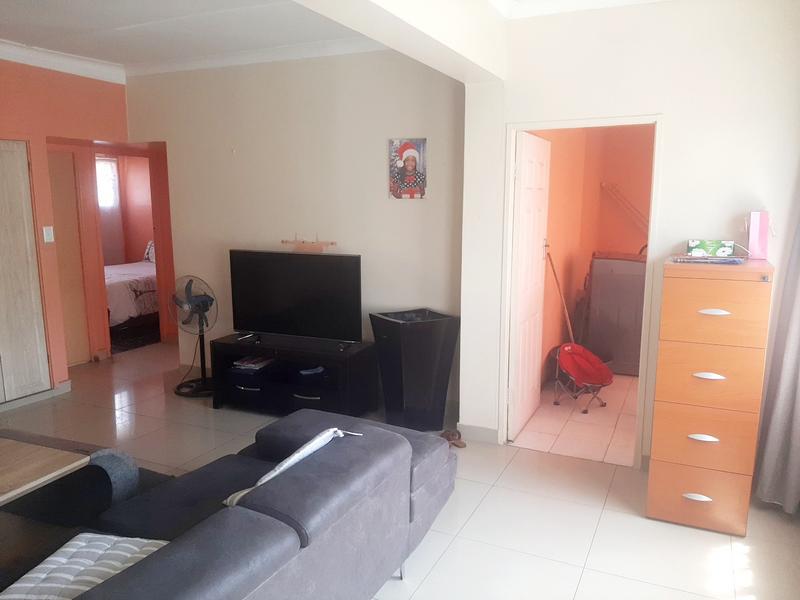 2 Bedroom Property for Sale in Montclair KwaZulu-Natal