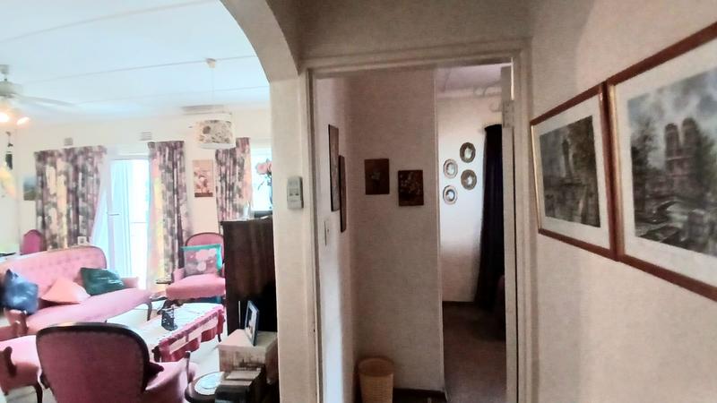 2 Bedroom Property for Sale in Montclair KwaZulu-Natal